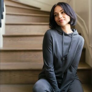 COZY EARTH Women’s Brushed Bamboo Hoodie Size Small